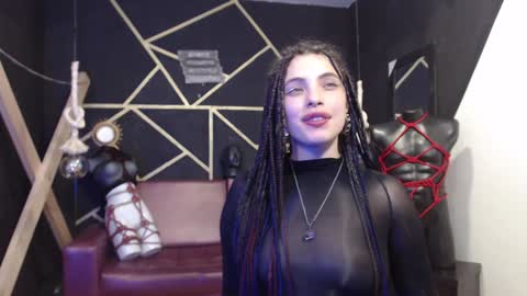   online show from 14, 12, 2024