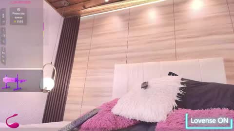 Snapshot of elizbeth_777 chatting on 6, 5, 2026 elizbeth_777 online show from 6, 5, 2026