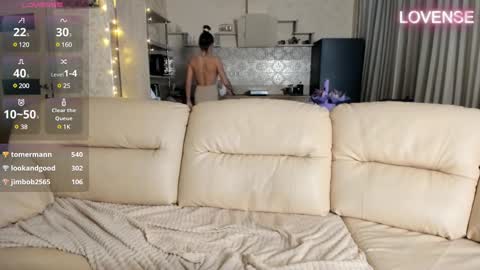 Eliz                               online show from 4, 2, 2025