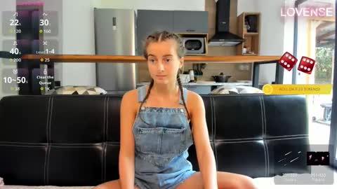 Eliz                               online show from 16, 10, 2025