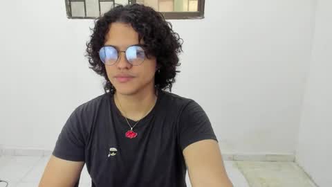 Snapshot of elkingthe chatting on 4, 12, 2025 Diana online show from 4, 12, 2025