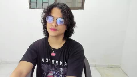 Snapshot of elkingthe chatting on 5, 12, 2025 Diana online show from 5, 12, 2025