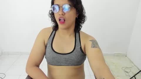 Snapshot of elkingthe chatting on 21, 12, 2025 Diana online show from 21, 12, 2025