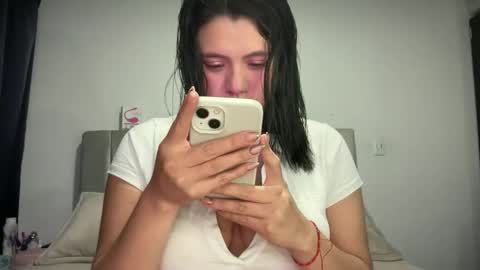 Ella  online show from 16, 2, 2025