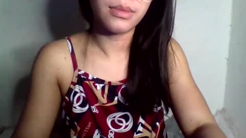 ella_babe25 online show from 4, 4, 2026