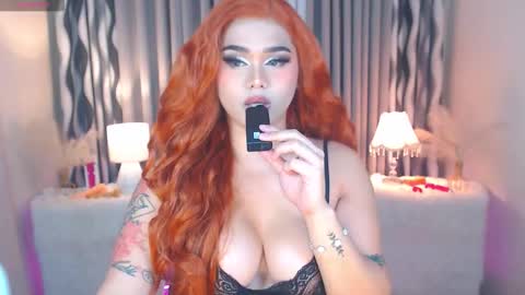 Snapshot of ella_fantasia chatting on 14, 12, 2025 HI ITS ME ELLA online show from 14, 12, 2025