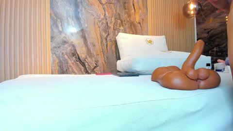 ella harper online show from 11, 1, 2025