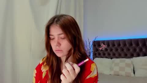Snapshot of ella_mayers chatting on 27, 2, 2025 Ella Mayers online show from 27, 2, 2025