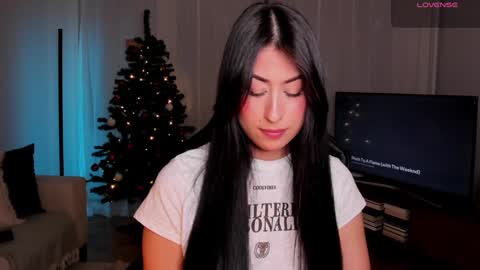 ELLA OWEN online show from 18, 12, 2024