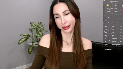 Snapshot of ella_sea chatting on 28, 11, 2025 Ella online show from 28, 11, 2025