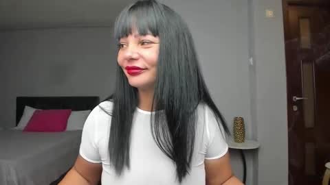 Ella online show from 21, 11, 2025