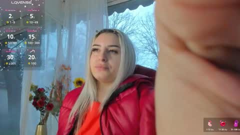 Snapshot of ella_vee chatting on 30, 3, 2026 ella_vee online show from 30, 3, 2026