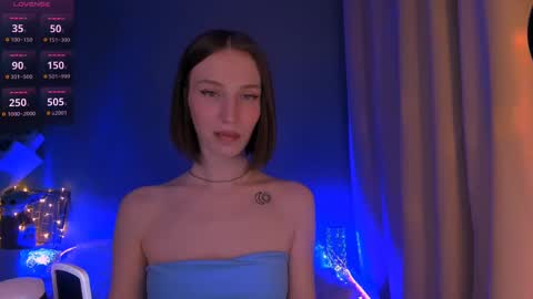 Snapshot of ellaamber chatting on 8, 3, 2025 ellaamber online show from 8, 3, 2025
