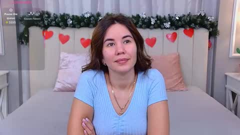 Snapshot of ellaander chatting on 17, 10, 2025 Ella online show from 17, 10, 2025