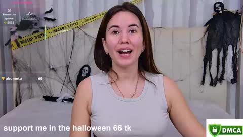 Snapshot of ellaander chatting on 24, 10, 2025 Ella online show from 24, 10, 2025