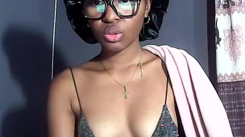 ellah245 online show from 5, 7, 2026