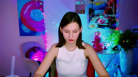 Ella online show from 23, 4, 2026