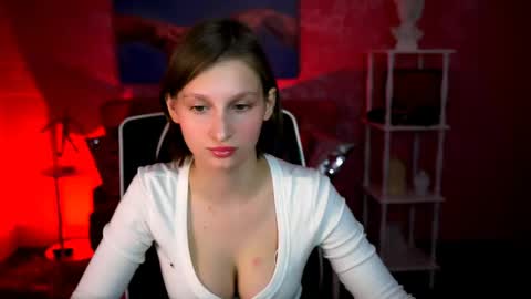 Snapshot of ellahorton chatting on 27, 5, 2026 Ella online show from 27, 5, 2026