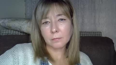 Snapshot of ellajohnsonx chatting on 4, 10, 2025 ellajohnsonx online show from 4, 10, 2025