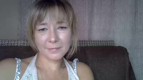 Snapshot of ellajohnsonx chatting on 12, 10, 2025 ellajohnsonx online show from 12, 10, 2025