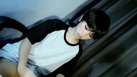 Snapshot of ellaliciousss chatting on 9, 3, 2026 ella online show from 9, 3, 2026