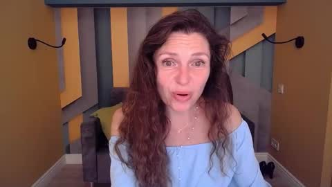 EllaLongs online show from 26, 5, 2026