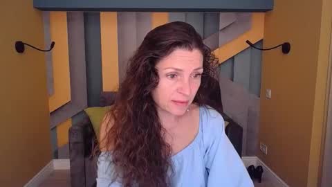 EllaLongs online show from 27, 5, 2026