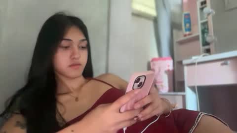 ELLA online show from 8, 5, 2026