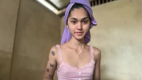ELLA online show from 16, 5, 2026