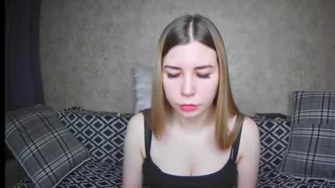 Snapshot of ellanuar chatting on 11, 12, 2024 EllaNuar online show from 11, 12, 2024