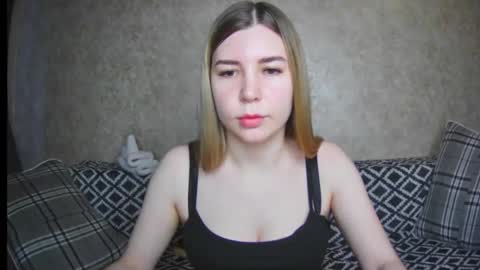 Snapshot of ellanuar chatting on 16, 12, 2024 EllaNuar online show from 16, 12, 2024