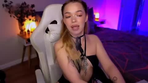 Snapshot of ellatwox chatting on 14, 7, 2026 Ella online show from 14, 7, 2026