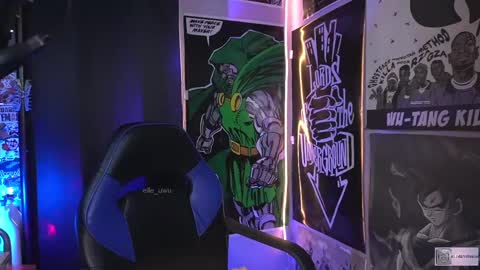 Snapshot of elle_uwu chatting on 20, 2, 2025 follow me on instagram . online show from 20, 2, 2025