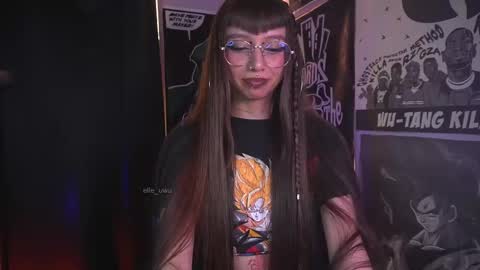 Snapshot of elle_uwu chatting on 10, 1, 2026 follow me on instagram . online show from 10, 1, 2026