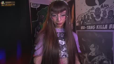 Snapshot of elle_uwu chatting on 17, 1, 2026 follow me on instagram . online show from 17, 1, 2026