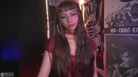 Snapshot of elle_uwu chatting on 17, 2, 2026 follow me on instagram . online show from 17, 2, 2026