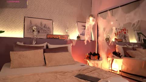 Elle Diane online show from 21, 10, 2025