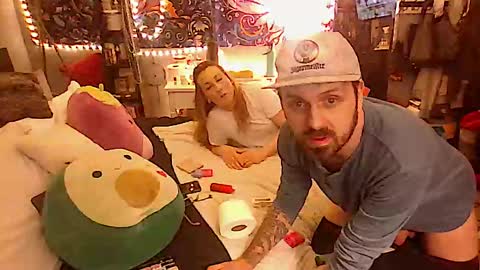 Lizzy Kay Petite online show from 8, 3, 2025