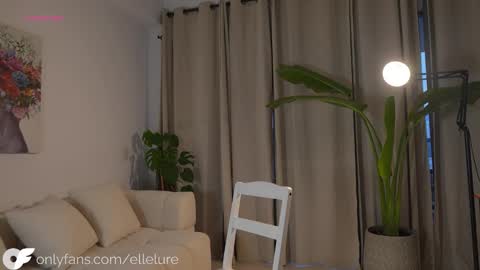 Linda Restrepo online show from 8, 1, 2026