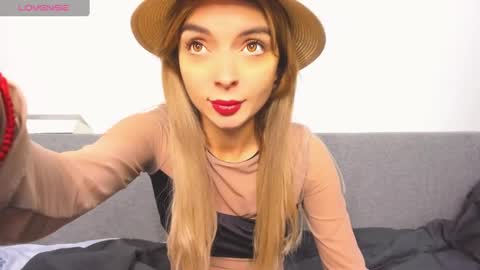 Snapshot of ellen_flow chatting on 1, 12, 2024 ellen_flow online show from 1, 12, 2024