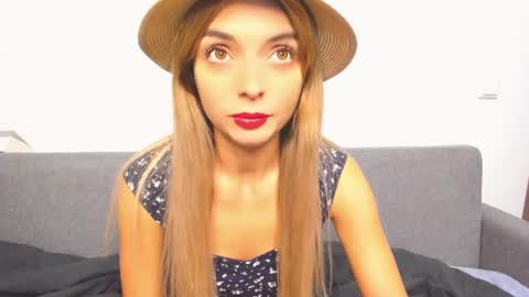 Snapshot of ellen_flow chatting on 4, 12, 2024 ellen_flow online show from 4, 12, 2024