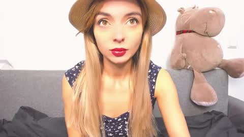 Snapshot of ellen_flow chatting on 8, 12, 2024 ellen_flow online show from 8, 12, 2024
