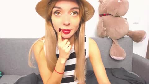 Snapshot of ellen_flow chatting on 8, 12, 2024 ellen_flow online show from 8, 12, 2024