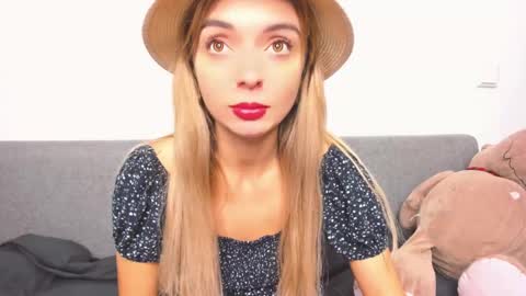 Snapshot of ellen_flow chatting on 12, 12, 2024 ellen_flow online show from 12, 12, 2024