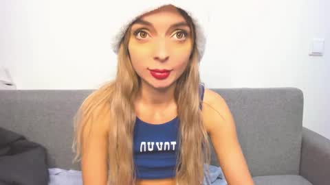 Snapshot of ellen_flow chatting on 17, 12, 2024 ellen_flow online show from 17, 12, 2024