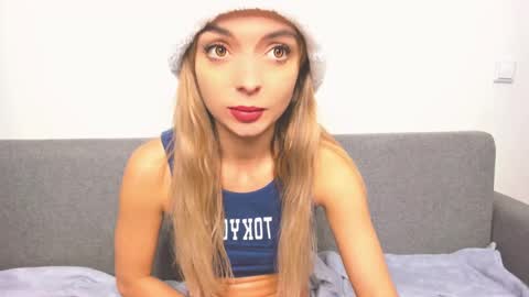 Snapshot of ellen_flow chatting on 5, 1, 2025 ellen_flow online show from 5, 1, 2025