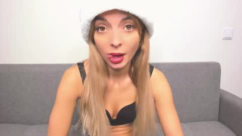Snapshot of ellen_flow chatting on 9, 1, 2025 ellen_flow online show from 9, 1, 2025