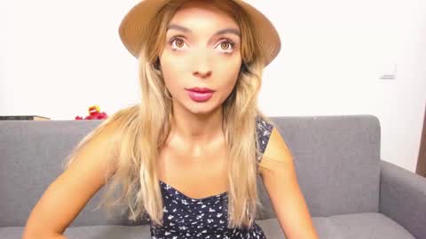 Snapshot of ellen_flow chatting on 6, 2, 2025 ellen_flow online show from 6, 2, 2025