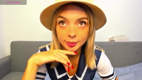 Snapshot of ellen_flow chatting on 10, 10, 2025 ellen_flow online show from 10, 10, 2025