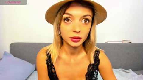 Snapshot of ellen_flow chatting on 29, 10, 2025 ellen_flow online show from 29, 10, 2025